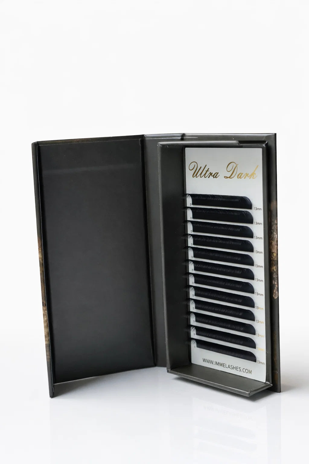 Imme Lashes: Svarte Volum Vipper