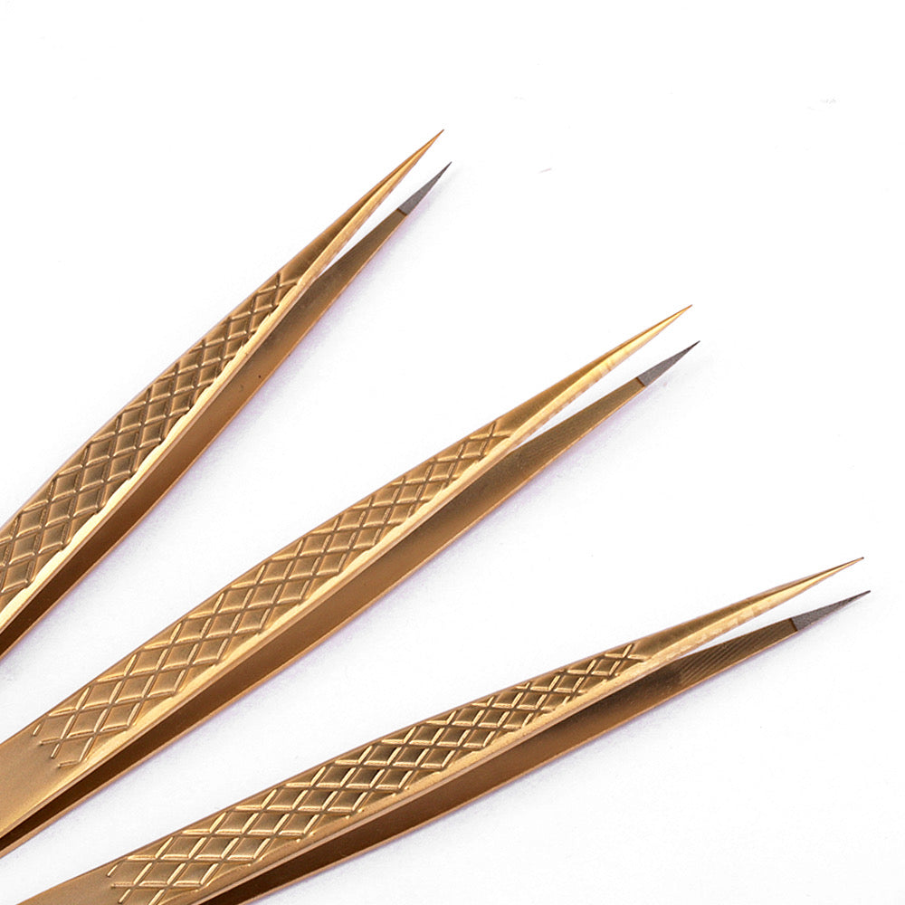 IMME LASHES: TWEEZERS AND ACCESSORIES