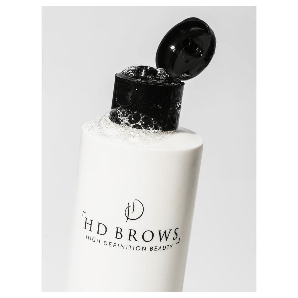 HD Brows: Vanish Tint Remover