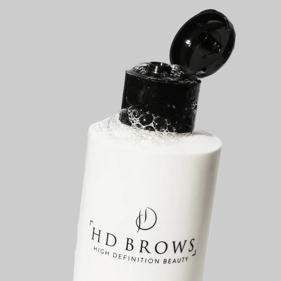 HD Brows: Vanish Tint Remover