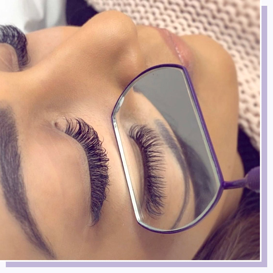 Lash Mirror